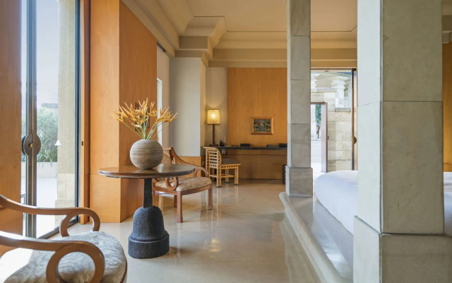 Amanjiwo – Guest Rooms – Borobudur