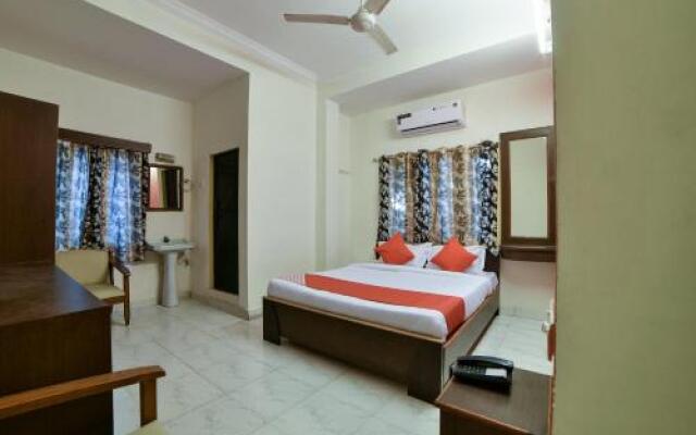 OYO 16533 Hotel Sudarshan