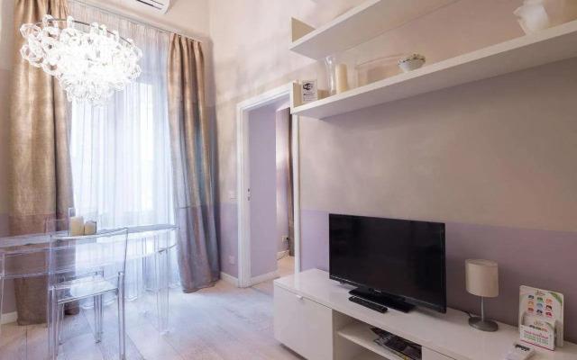 Ara Pacis Luxury Apartment