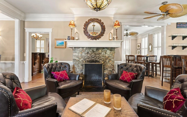 Village Inn and Pub - Adults Only