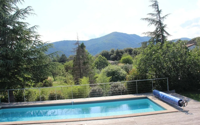 Attractive Holiday Home With Private Pool