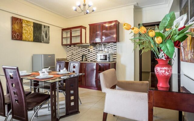 Mackinnon Suites