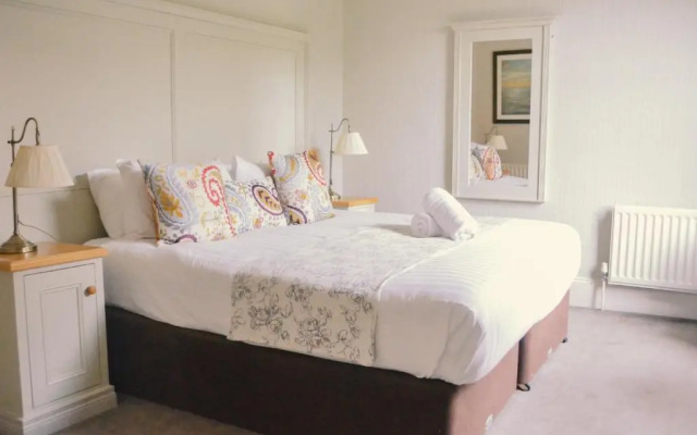 Marine Guest House