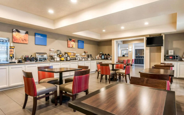 Comfort Inn Lathrop - Stockton Airport