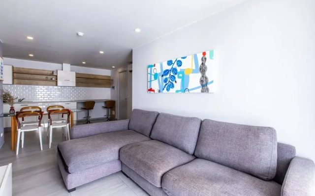 Pool View 1 Bed Apt T2-720