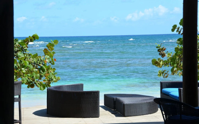 Las Terrenas Townhouse with Private Beach