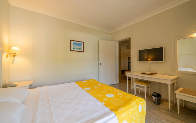 Miarosa İncekum Beach Hotel
