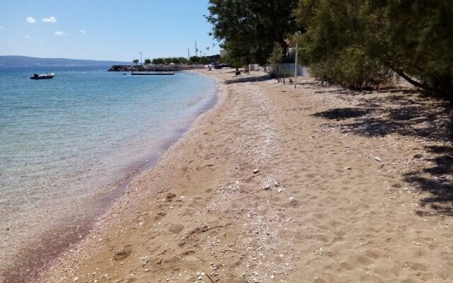 Mir - Close to Beach - SA2