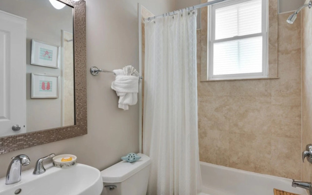 Shore Fun at Destin Pointe