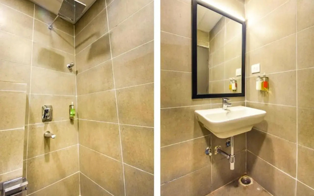 Fabhotel Heera Holiday Inn