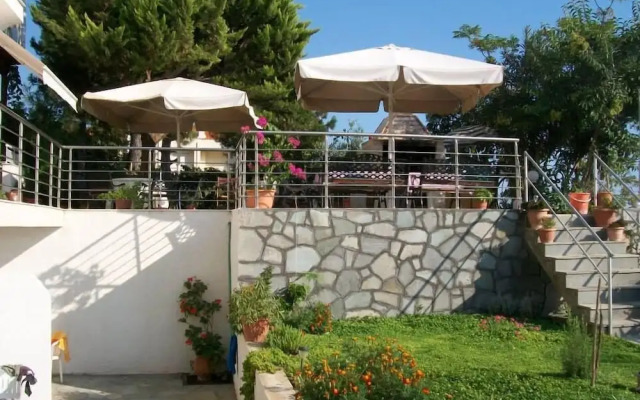 Paschalia Sea View Studios