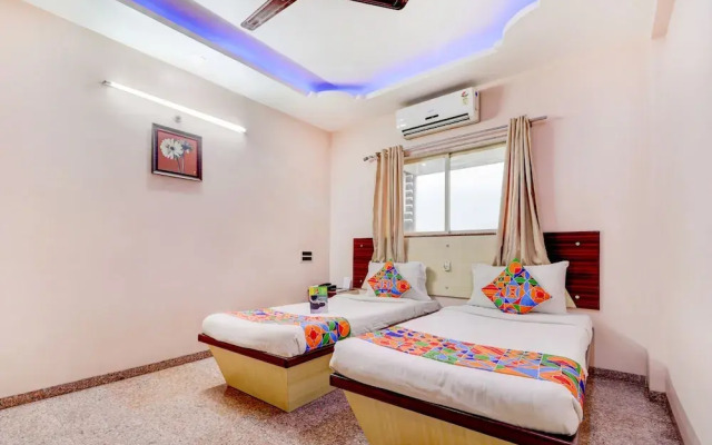 FabHotel Crystal Court Inn