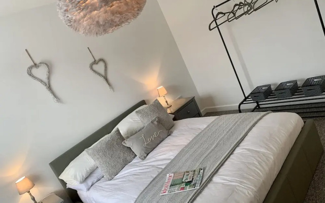 Charming Apartment Ilfracombe, Central Location