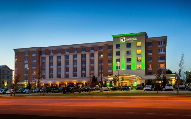 Holiday Inn Oklahoma City Airport, an IHG Hotel