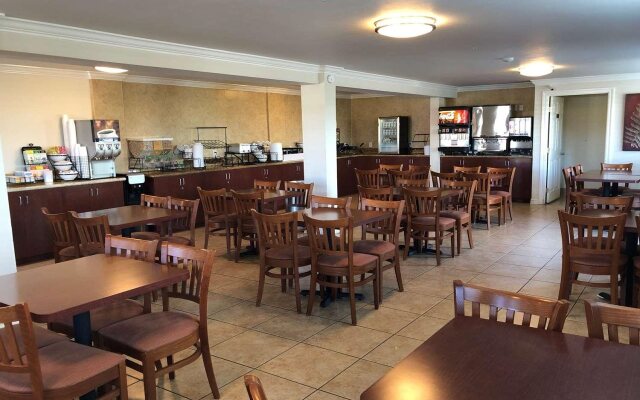Lompoc Valley Inn & Suites