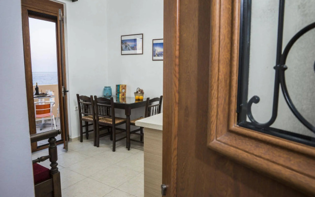 Porto Kalyves Seaside Apartments