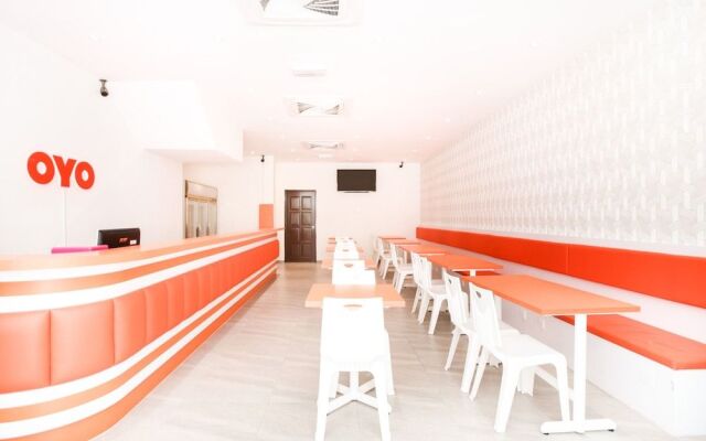 OYO 89696 D'yaya Hotel