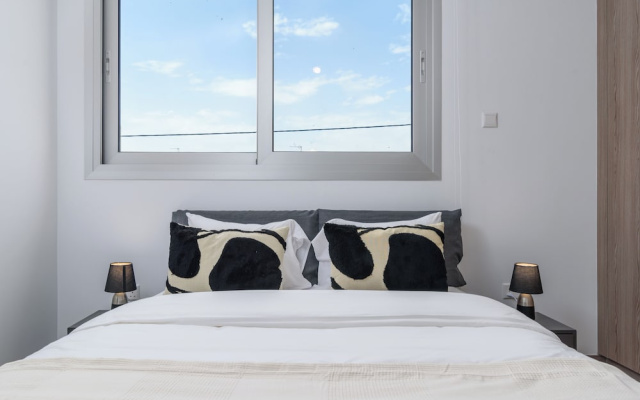 Mirage 2-BR Apt. & Balcony in Larnaca