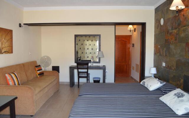 Hotel La Aldea Suites