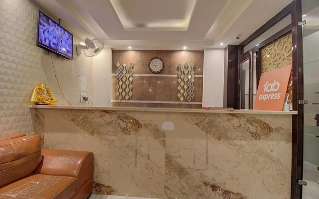 Hotel Iconic Suites By Excellent Hospitality