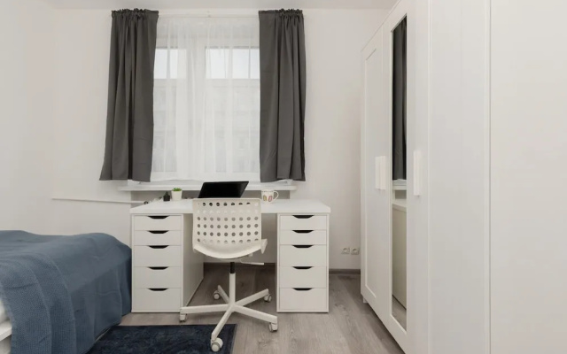 Cozy Family Apartment by Renters