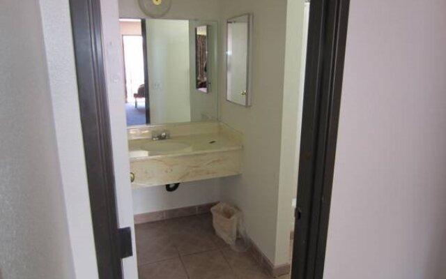 Welcome Inn & Suites