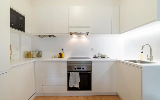 Monsanto Hill House - NO. 565 -1 E