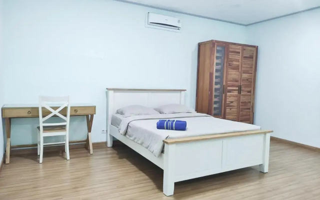 Urbanest Inn House TB Simatupang