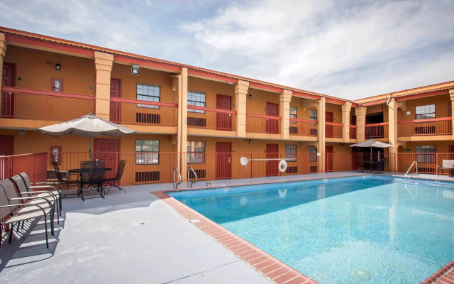Econo Lodge