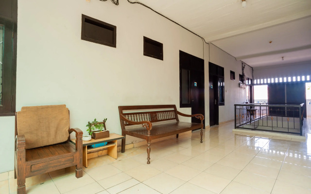 RedDoorz Syariah near Margonda Raya