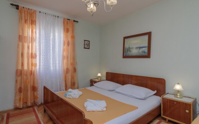 Rooms Center of Trogir