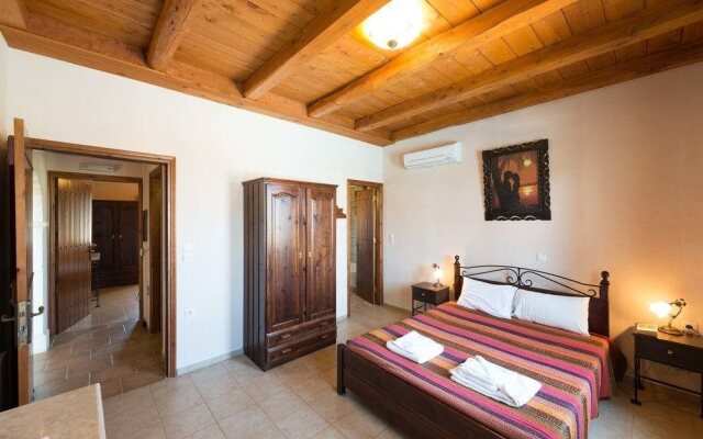 Asterion Villa by LeaderStay