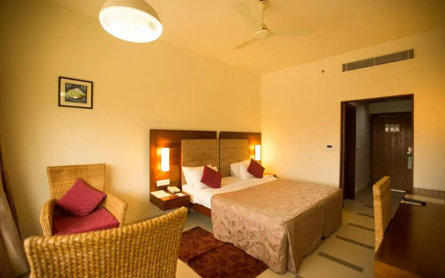 Hotel Devaragam
