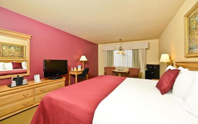 Best Western Plus Caldwell Inn & Suites