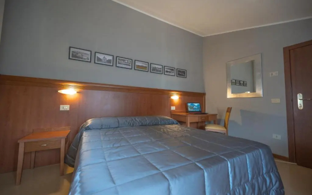 Hotel Moderno
