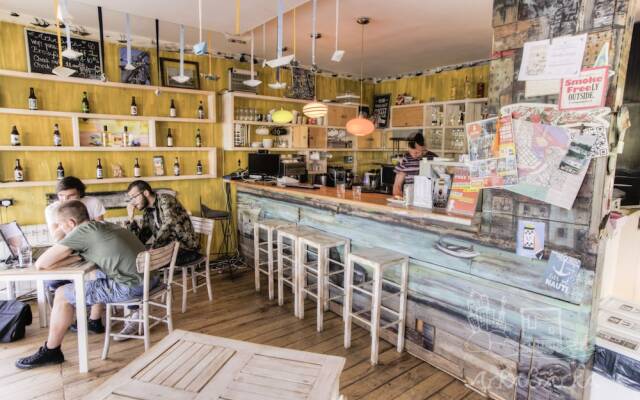 ArkaBarka Floating Hostel