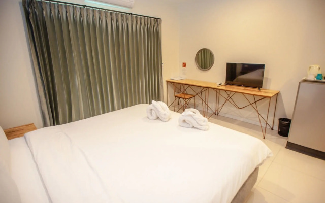 iRabbit Hotel