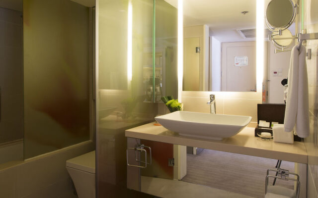 Midas Hotel & Casino