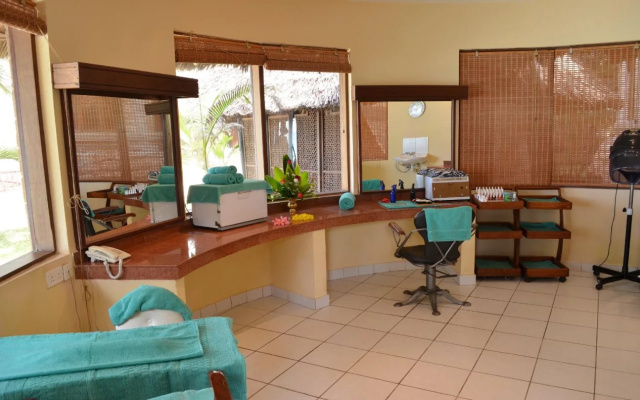 Baobab Beach Resort and Spa