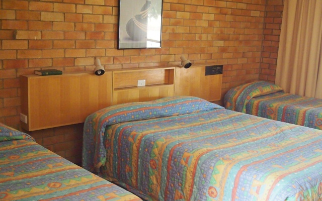 Jumbuck Motel – Guest Rooms – Longreach