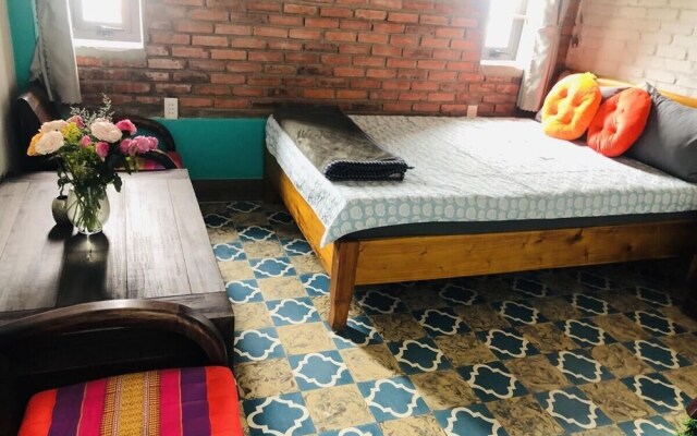 Golden Lantern Tam Thanh Homestay