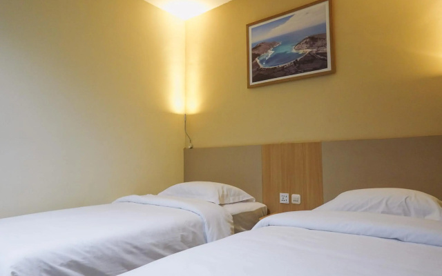 City Hotel