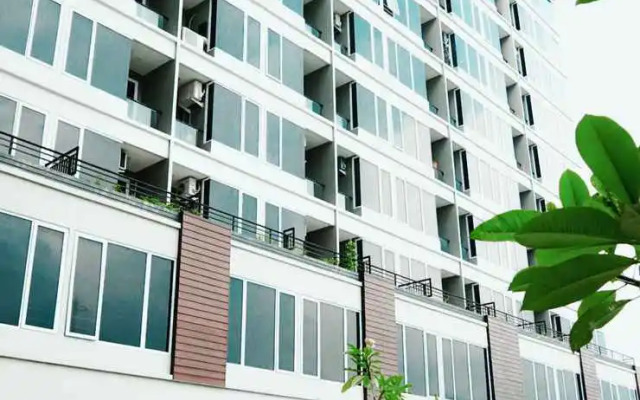 Greenpark Apartment by Golom Room