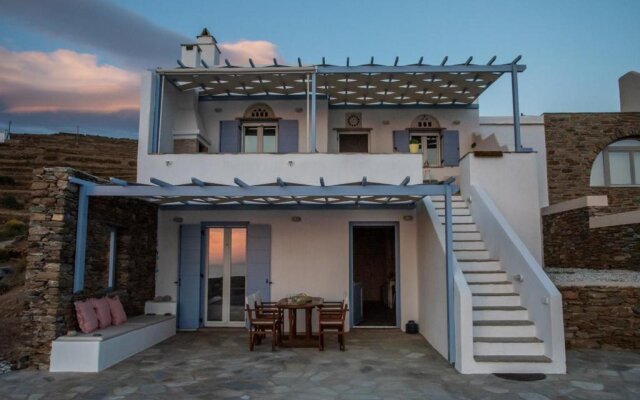Iliopetra residence - 5BR Villa in Agios Romanos