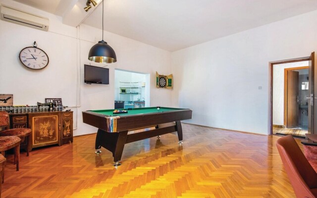 Beautiful Home in Dramalj With Wifi and 4 Bedrooms