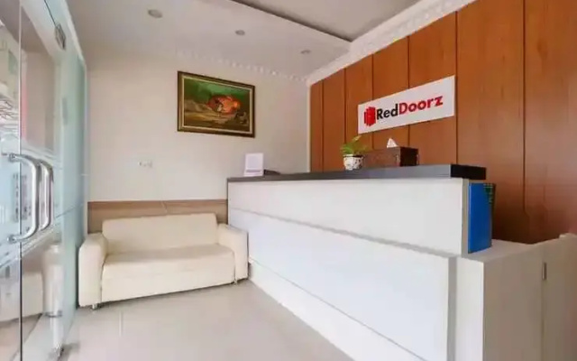Reddoorz Near Plaza Botania 1 Batam