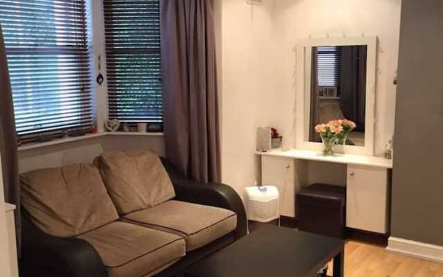 Forest Hill 1 Bedroom Flat