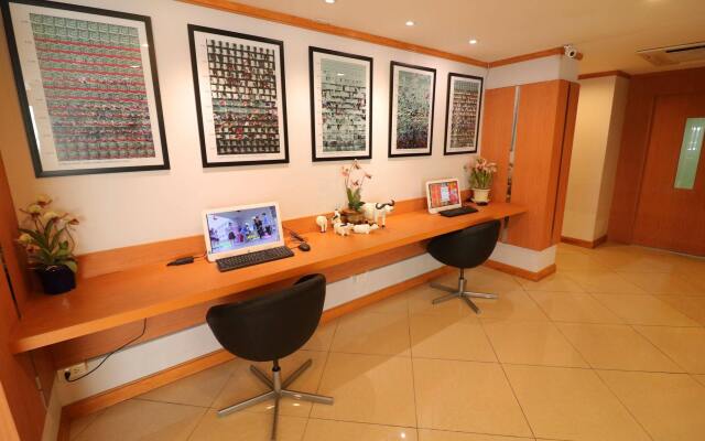 NIDA Rooms Ratchathewi Siam Orchid