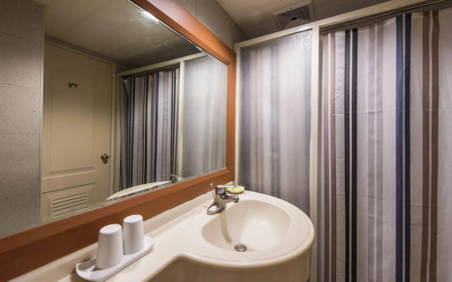 River Inn Kenting