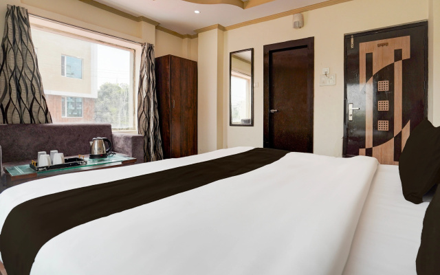 OYO 10592 Hotel Ganga Palace